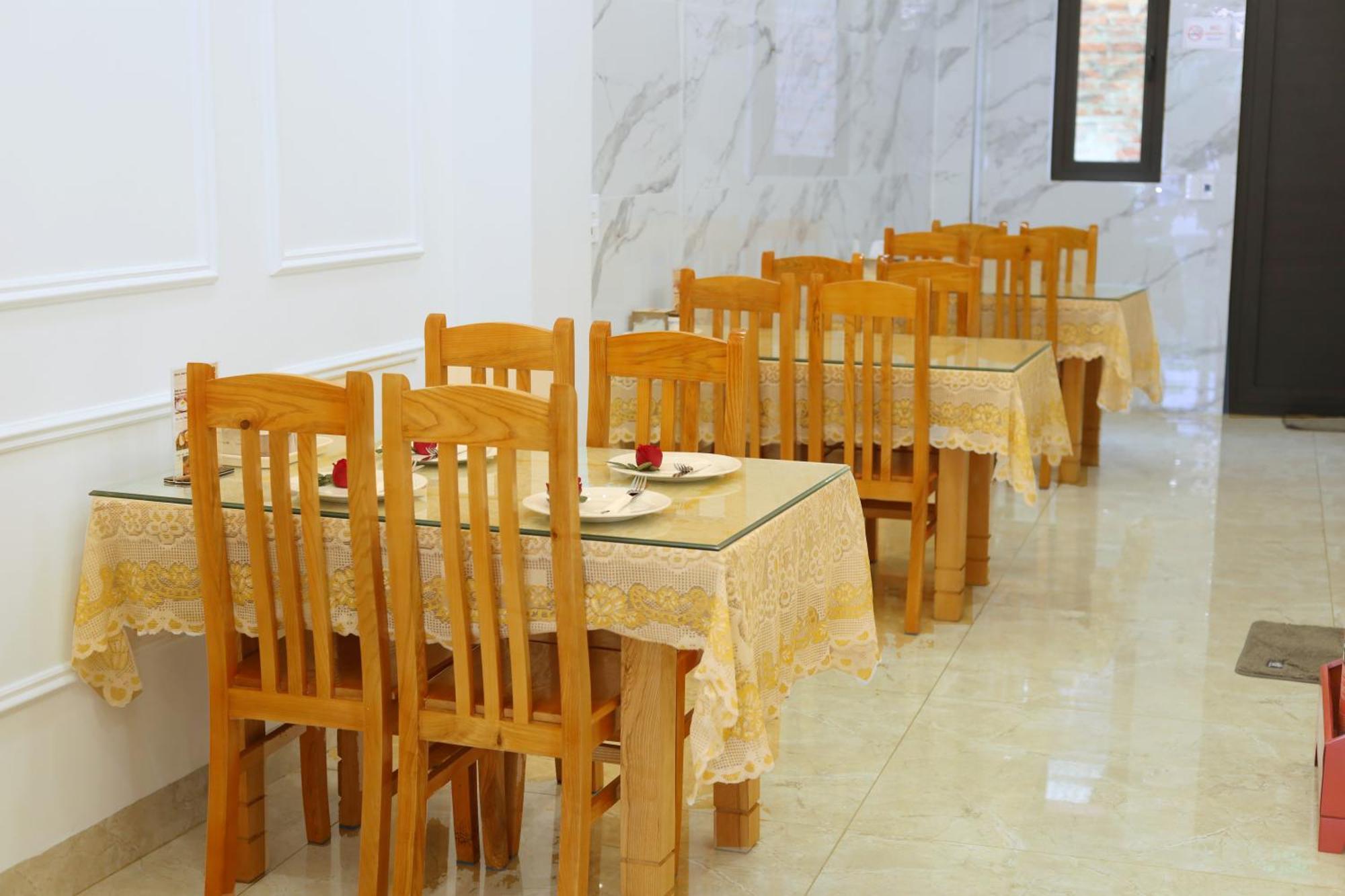 Chemi Noi Bai Airport Hotel & Travel Hanoi Exterior photo